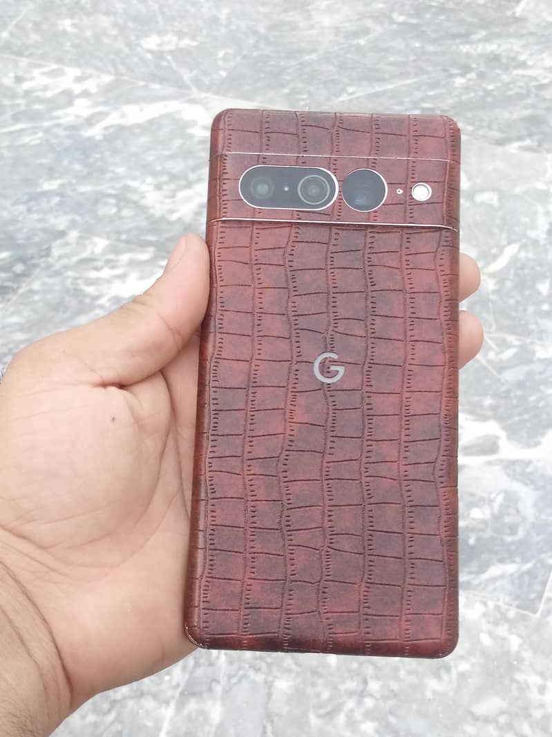 Google Pixel 7 Pro 2