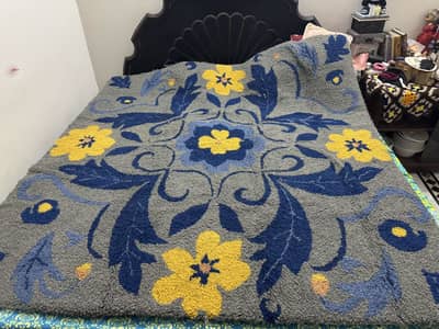 6x6 Hand Made Rug