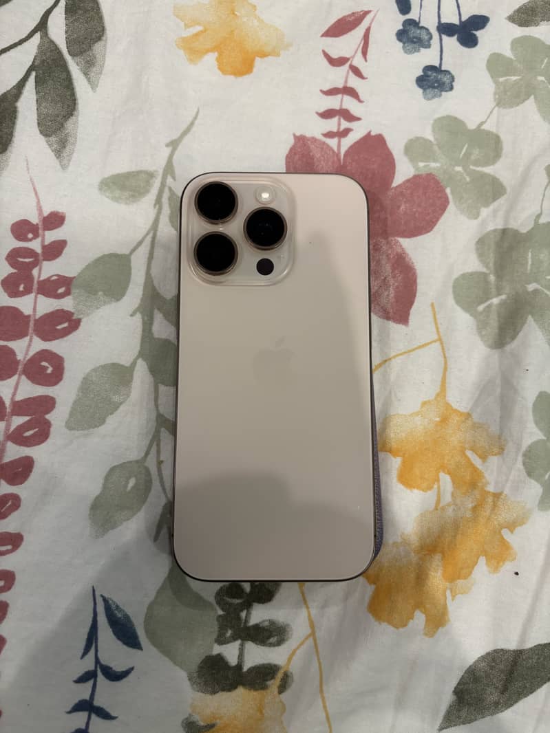 Apple iPhone 16 Pro 5
