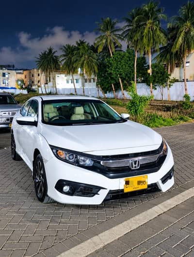 Honda Civic Oriel 2018 ug first owner b2b