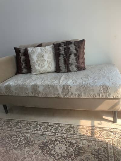 bed room sofa couch