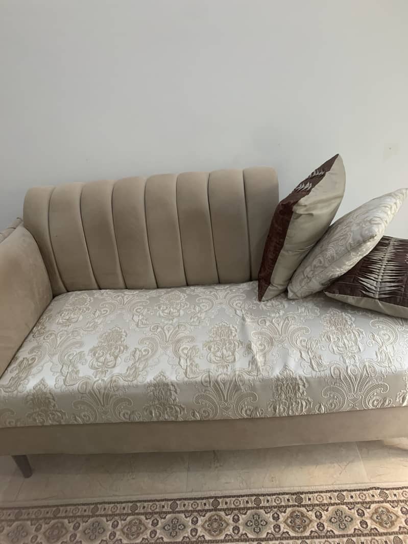 bed room sofa couch 2