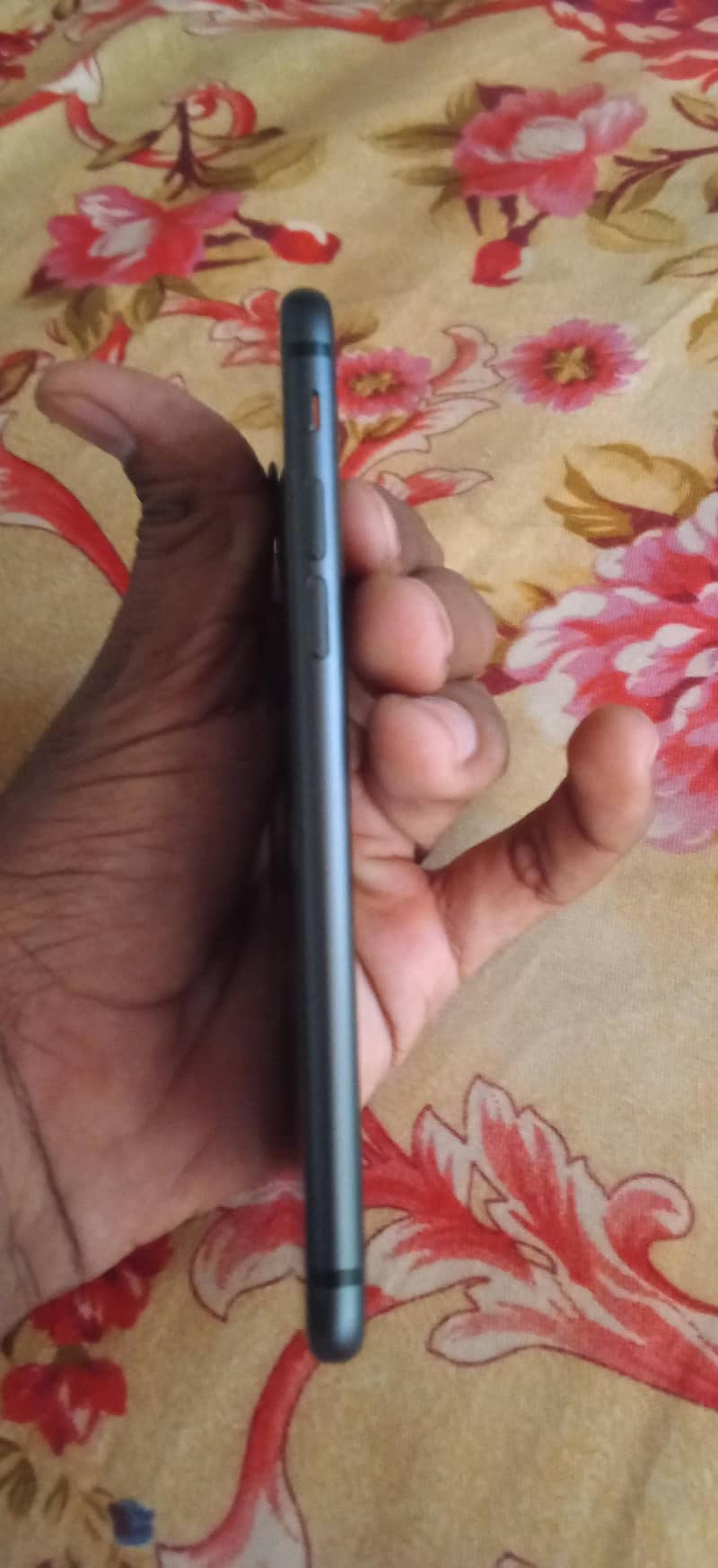 Apple iPhone 8 4