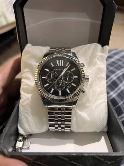 Michael Kors Original Lexington Watch Model MK1091SET brand new