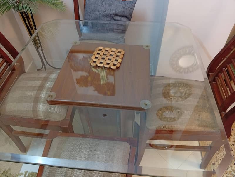 dining table with 4chairs 4