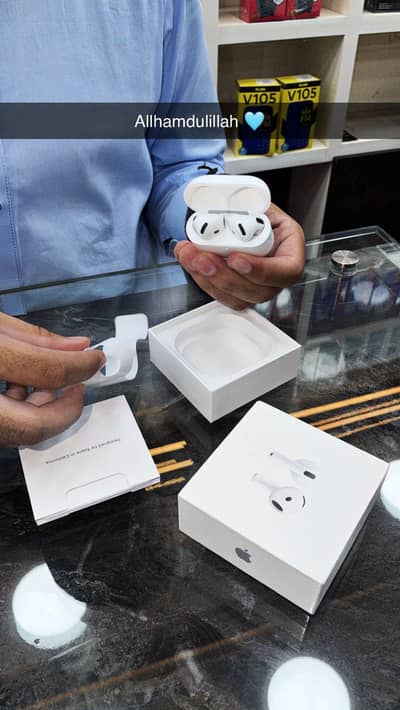 Apple air pods 4