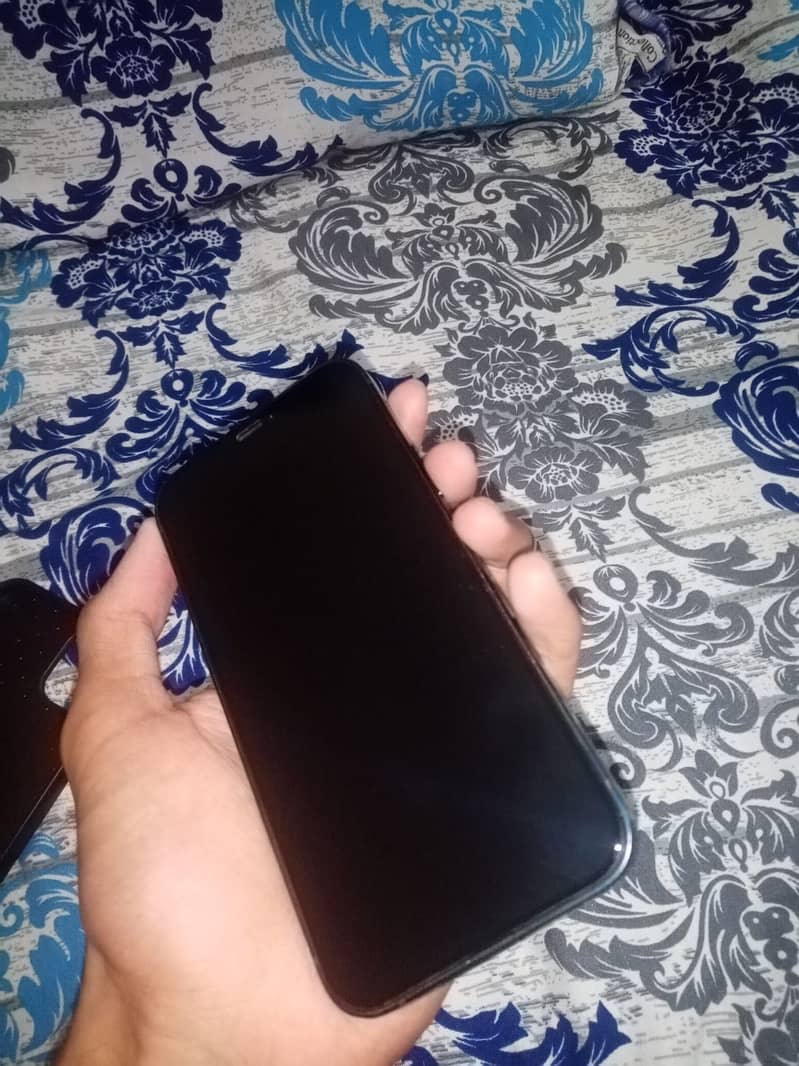 Apple iPhone 12 5