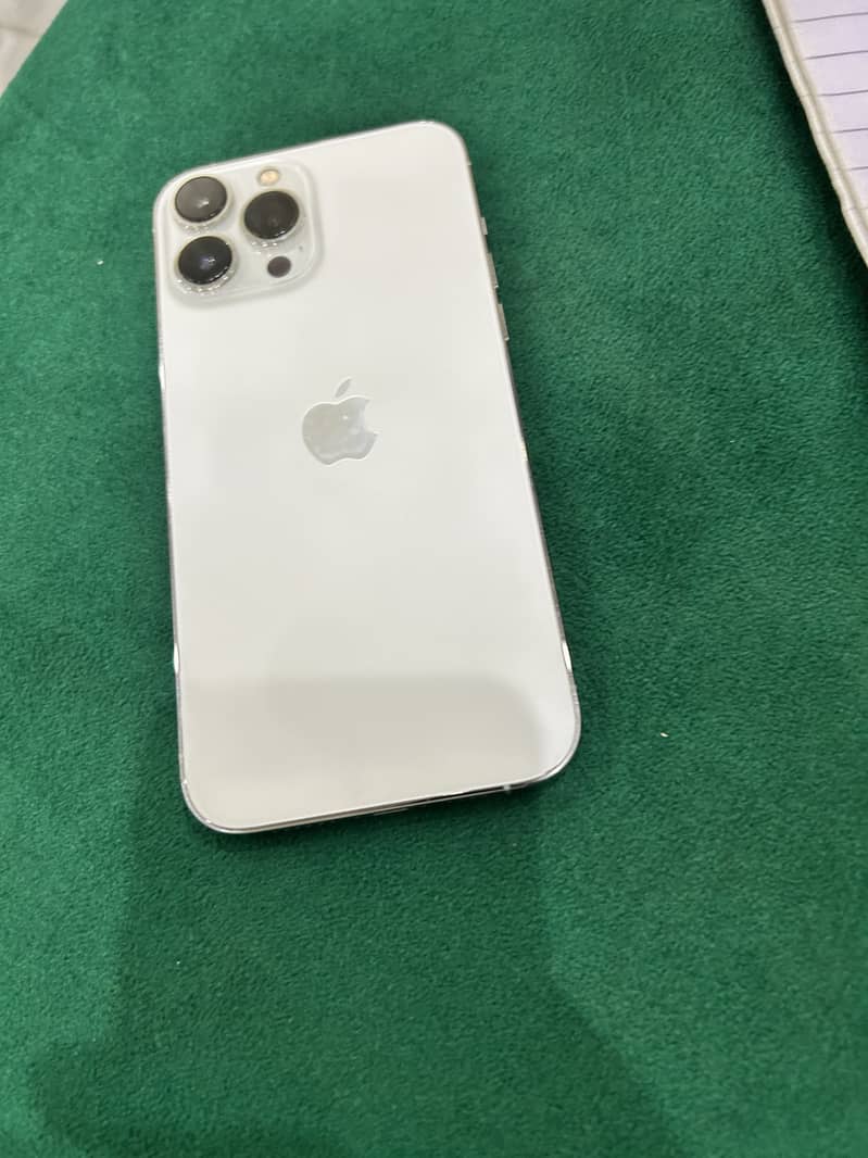 Apple iPhone 13 Pro Max 5