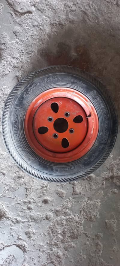 Rim & Tyre R12