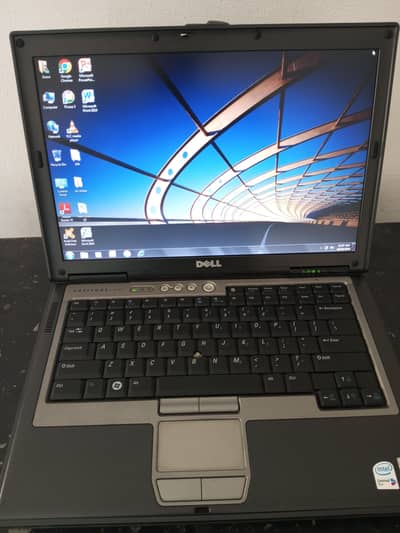 laptop d 620 latitud contact 03059556120