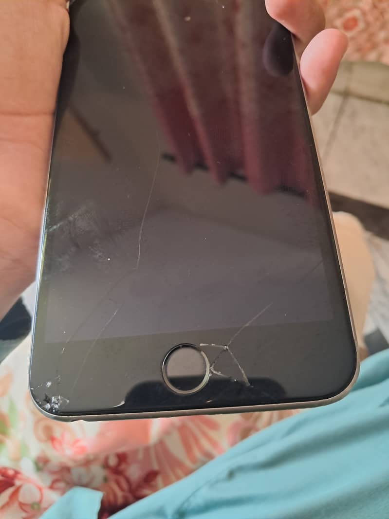 Apple iPhone 6S Plus 0