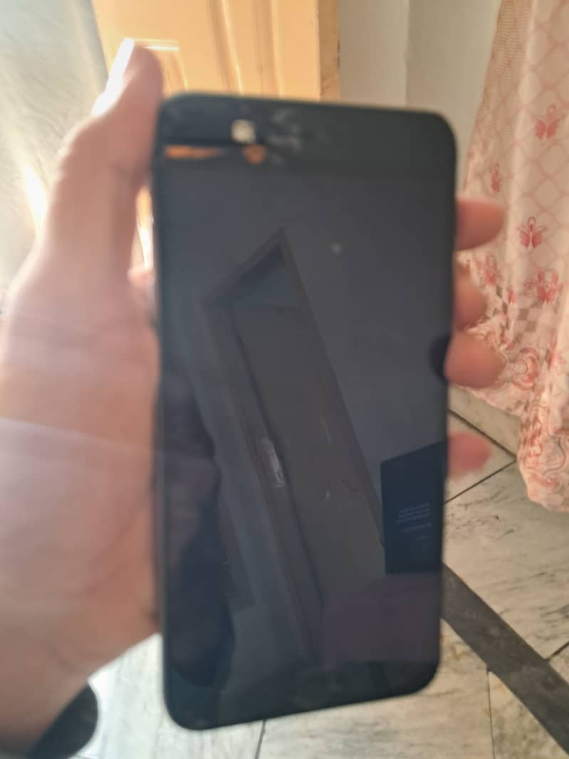 Apple iPhone 6S Plus 2