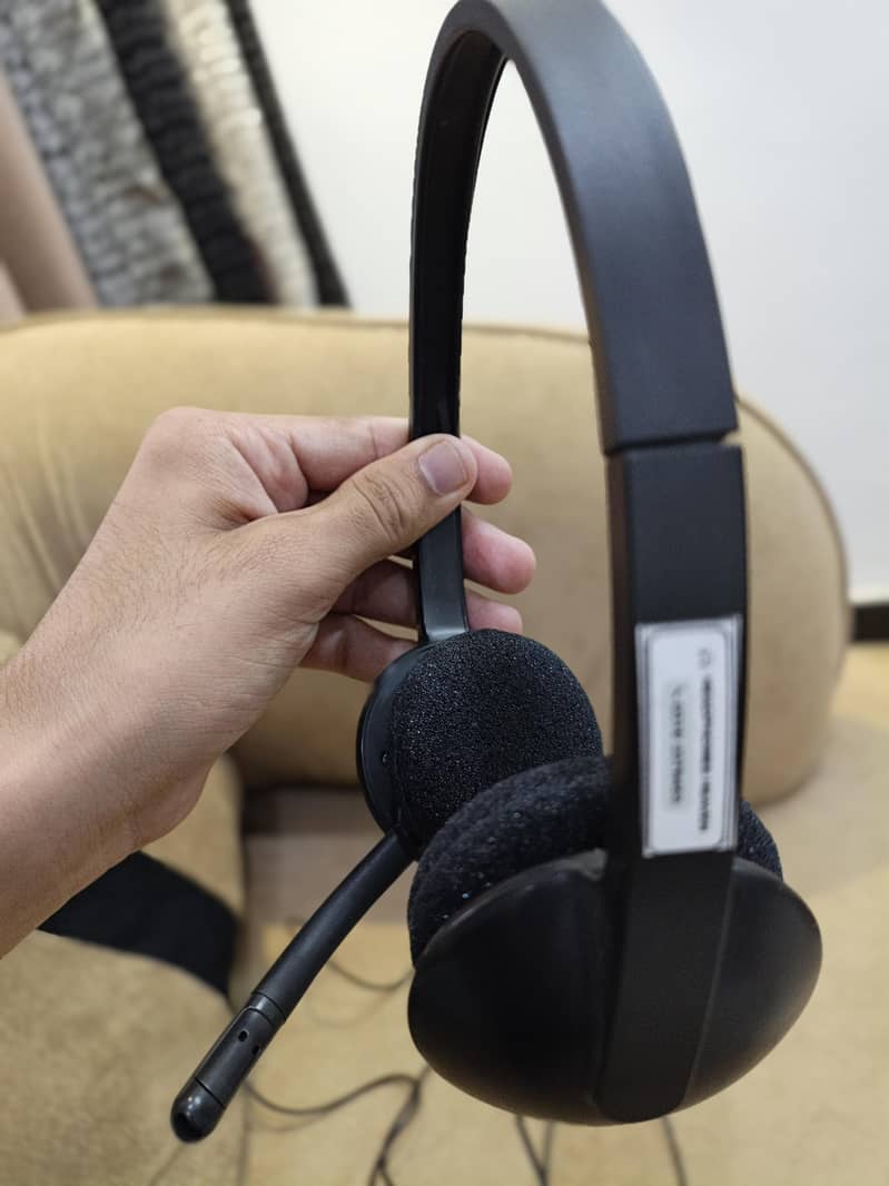 Logitech H340 USB Headset 1