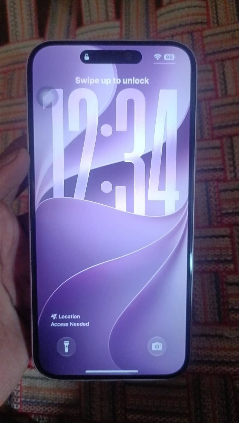 Apple iPhone 15 plus 3