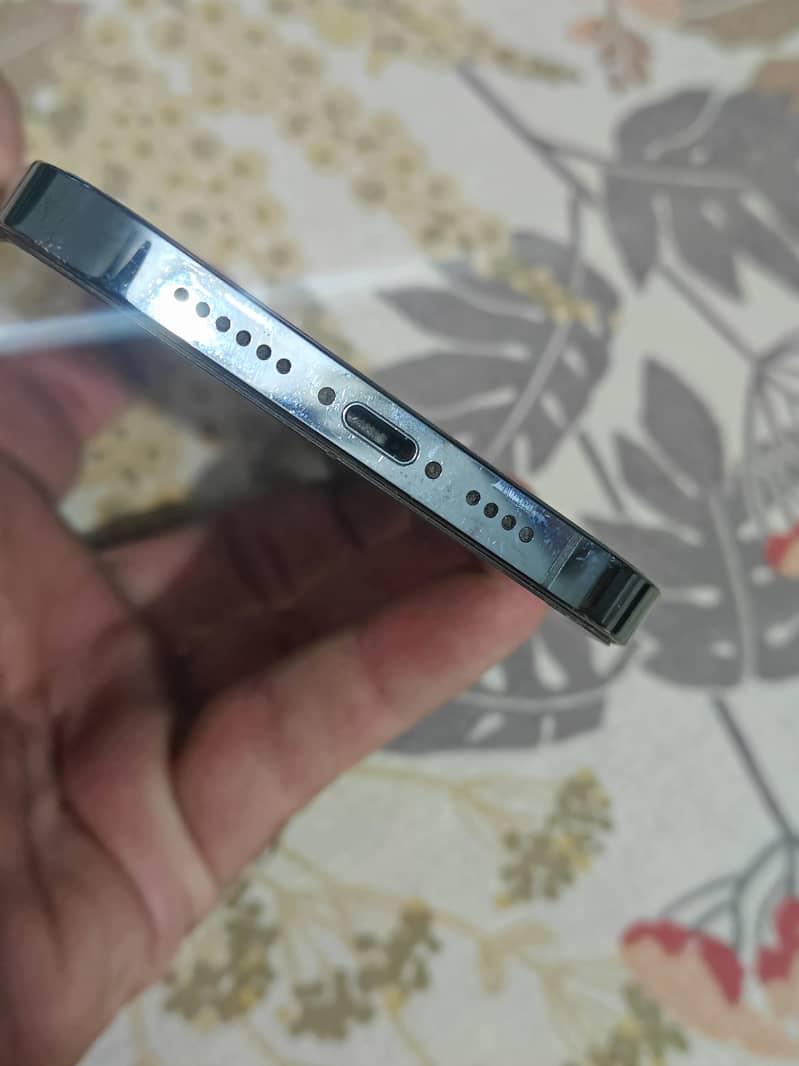 Apple iPhone 12 Pro Max 5
