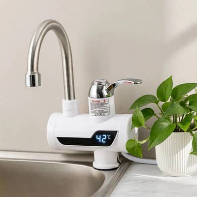 Instant Hot Water Electric Faucet with Shower Head.