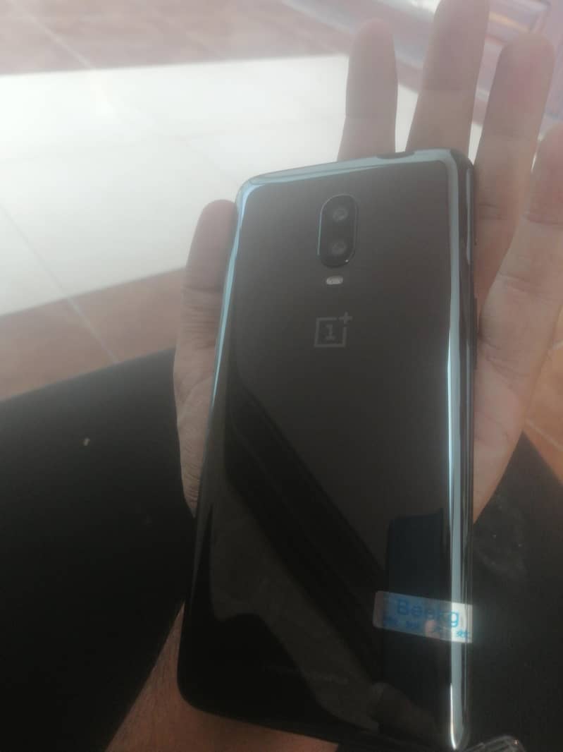 One Plus 6T 1