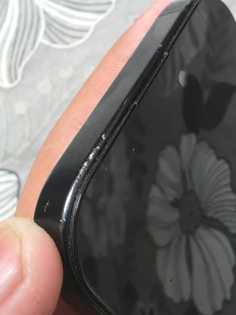 Apple iPhone 16 Pro 4