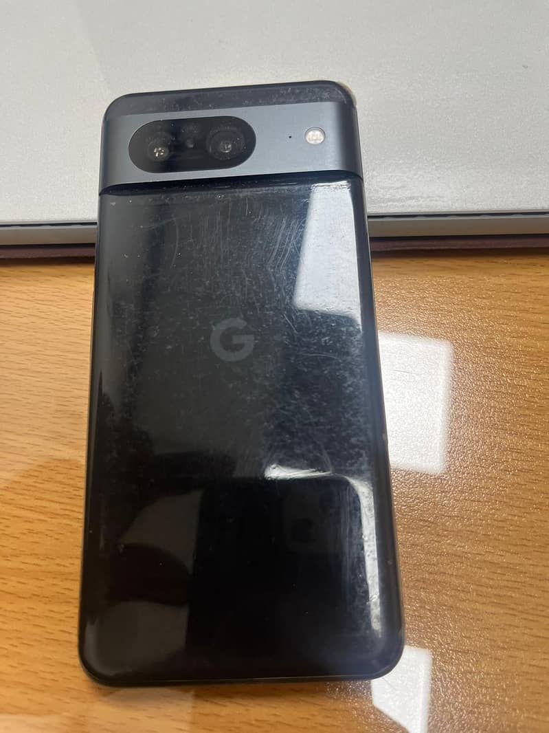 Google Pixel 8 1