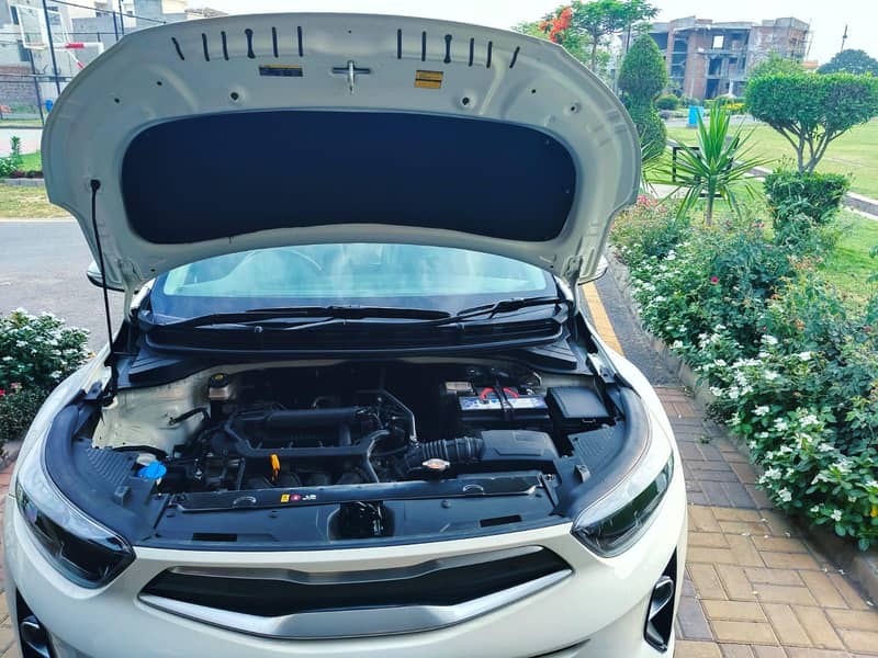 KIA STONIC 2022 3
