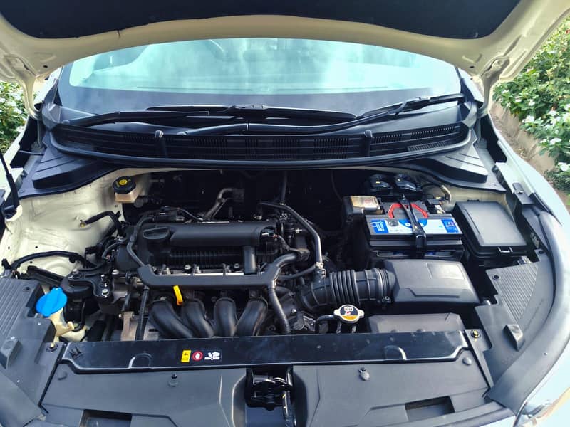 KIA STONIC 2022 13