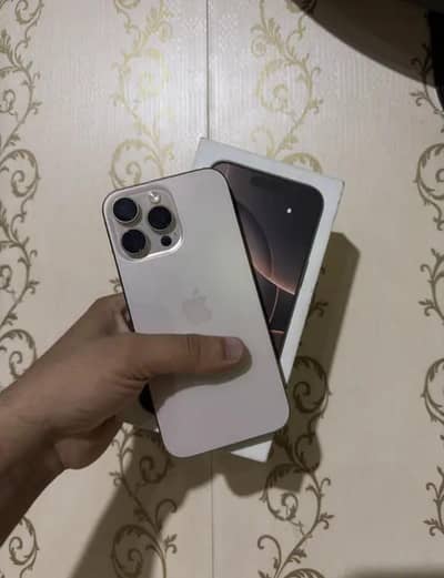 Apple iPhone 16 Pro Max
