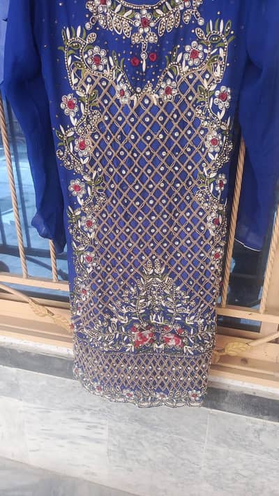 wedding dress