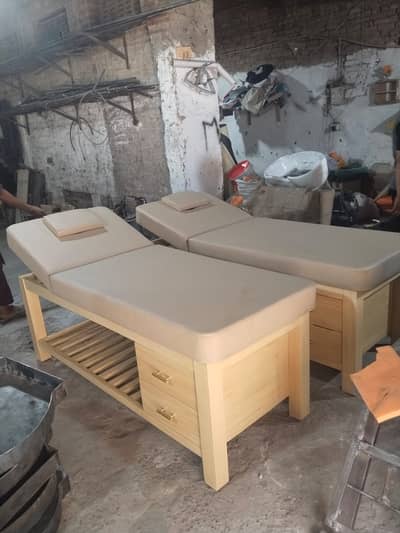 Barber chair/Cutting chair/ Shampoo unit/Trolly/Saloon Furniture.