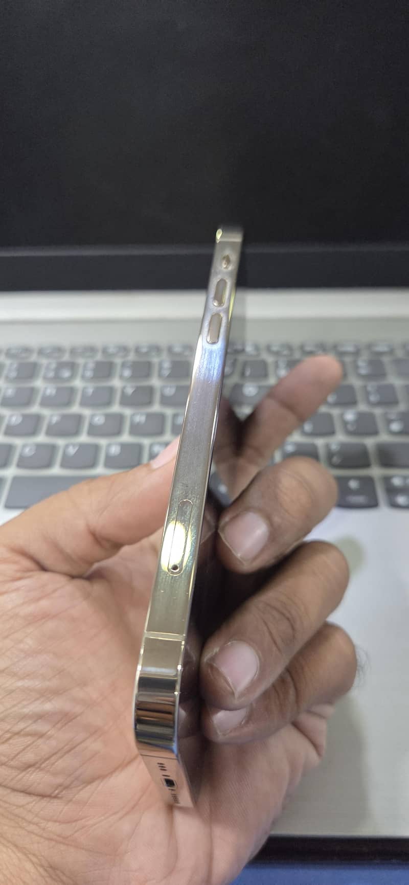 iPhone 12 Pro With Sim Time 4
