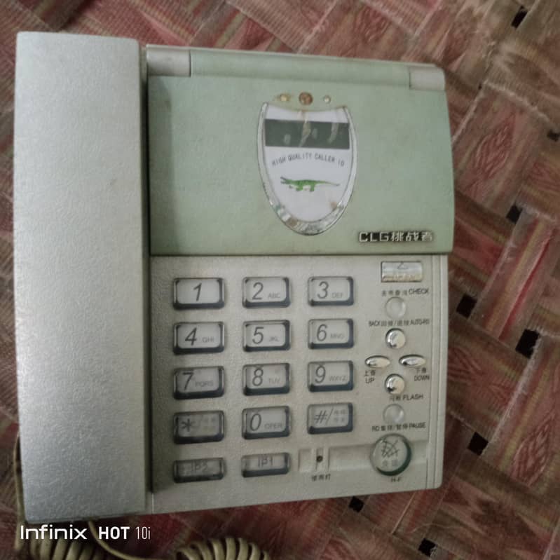 telefon 3