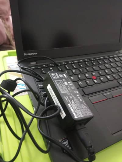 Lenovo Thinkpad vpro i5 5th Generation