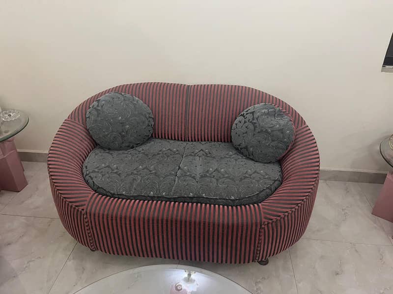 SOFA AND TABLES 6