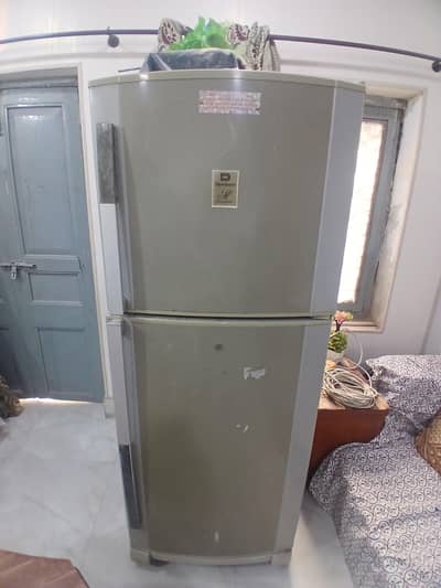 Dawlance Refrigrator in Good condition