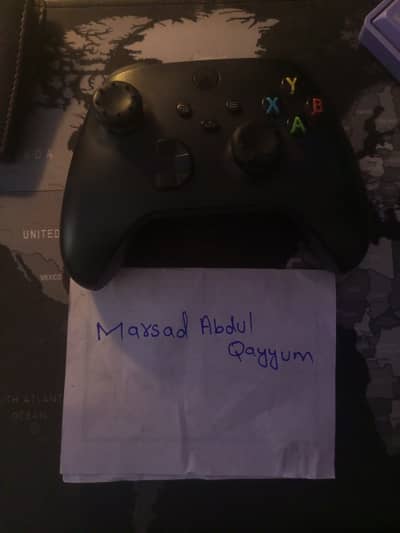 Original Xbox Series X|S Wireless Controller + Rechargable batteries