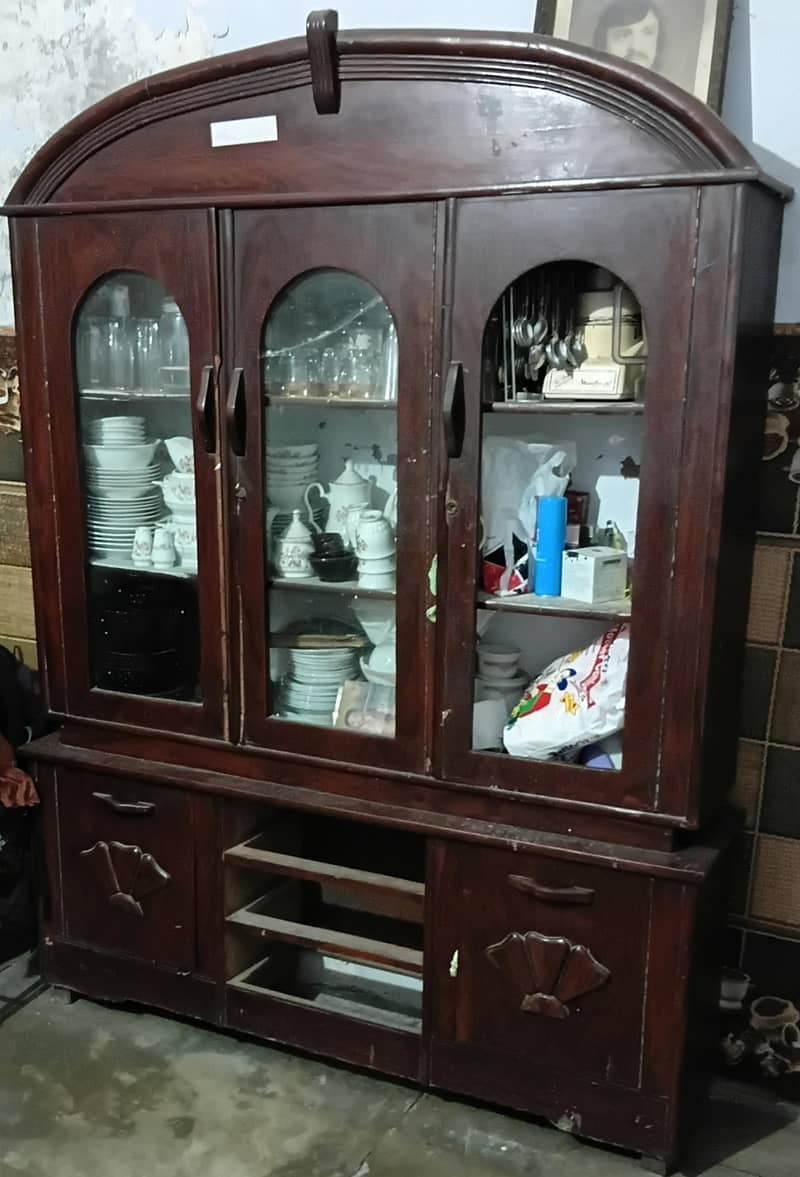 Dressing Table & Shocase 0