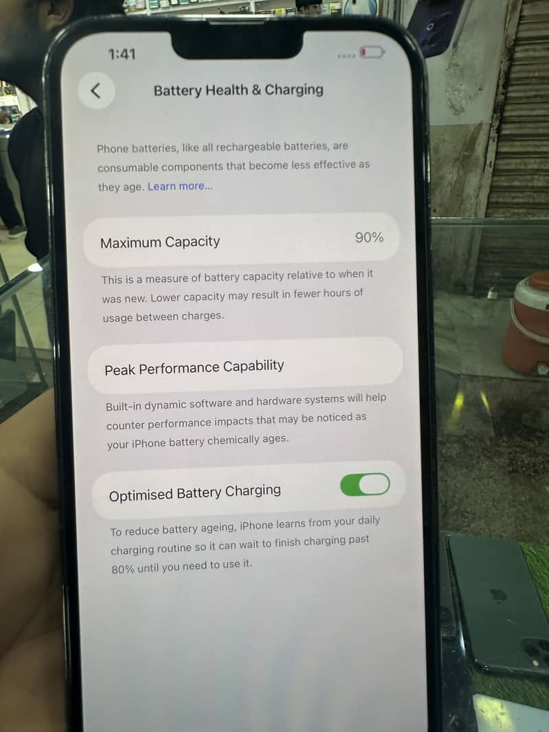 Apple iPhone 13 Pro Max 4
