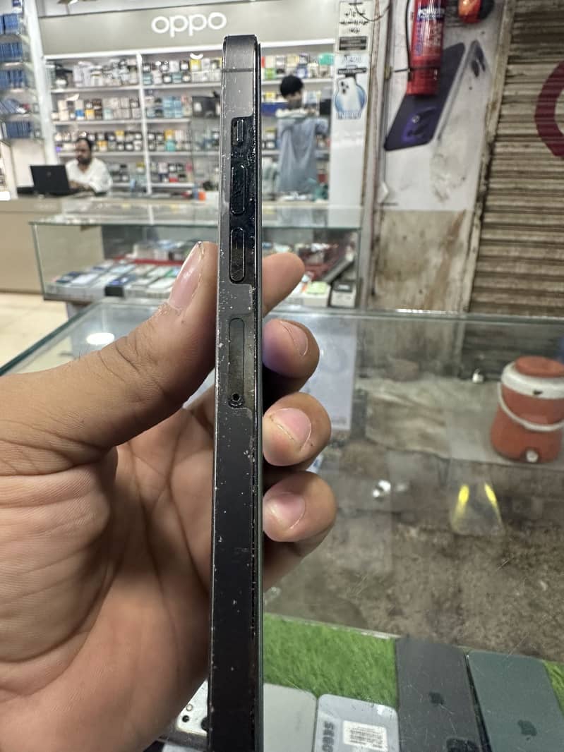 Apple iPhone 13 Pro Max 5