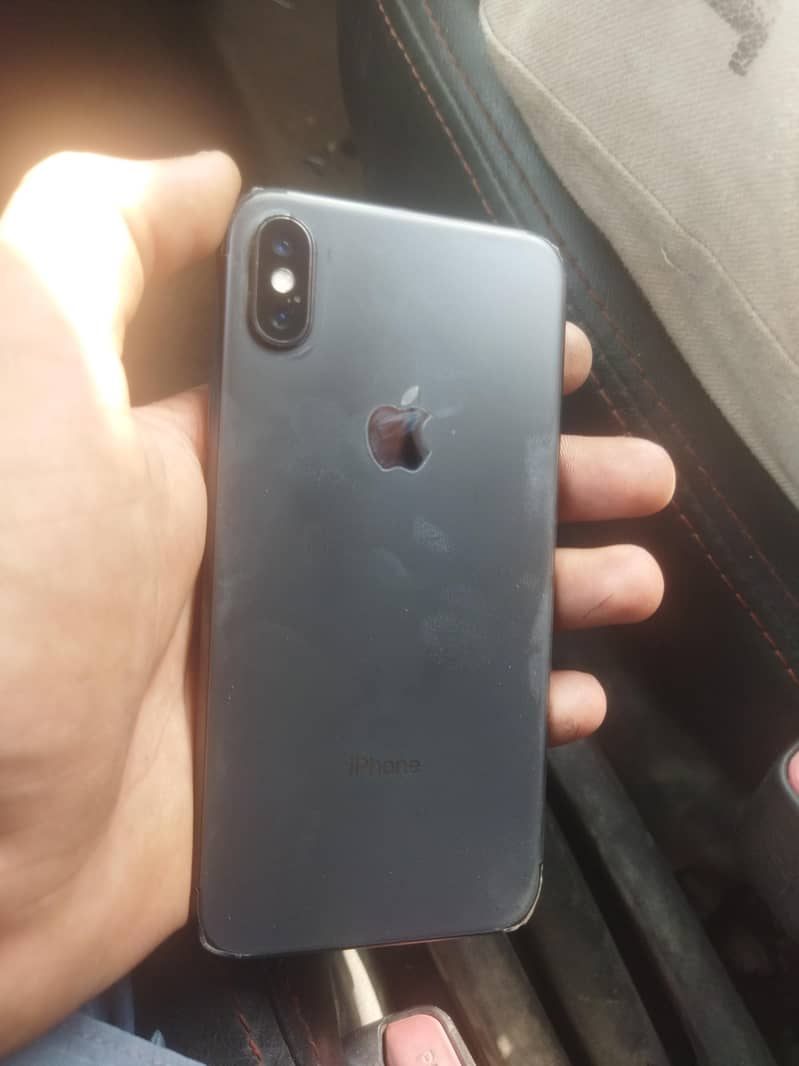 Apple iPhone X 4
