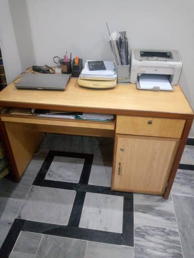 office table & chair