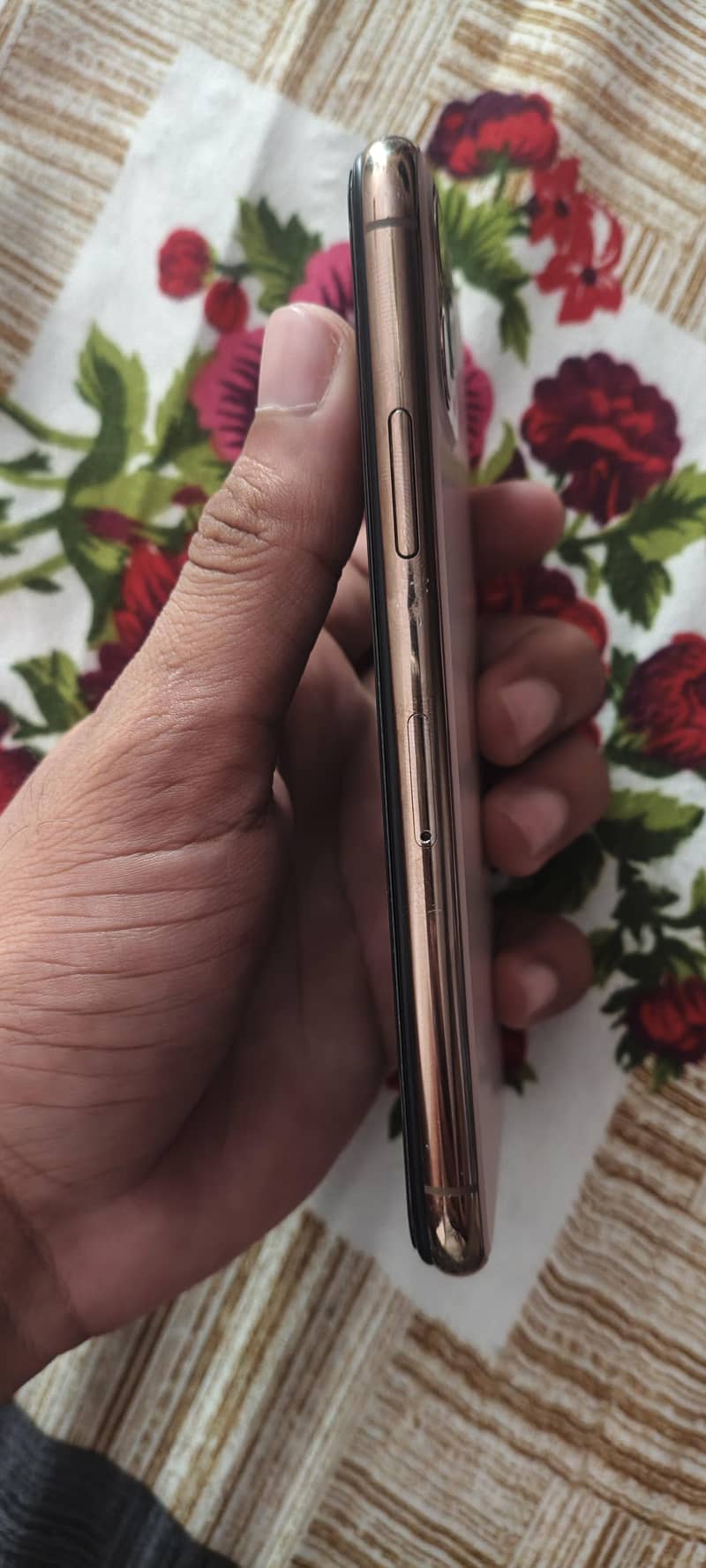 Apple iPhone 11 Pro 1