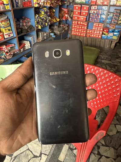 Samsung Mobile J7 Max