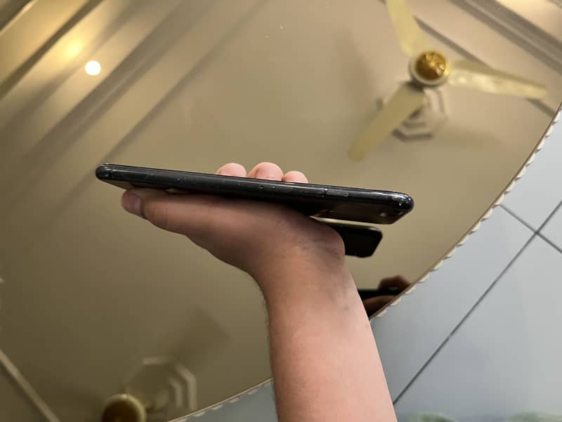 Apple iPhone 7 Plus 0