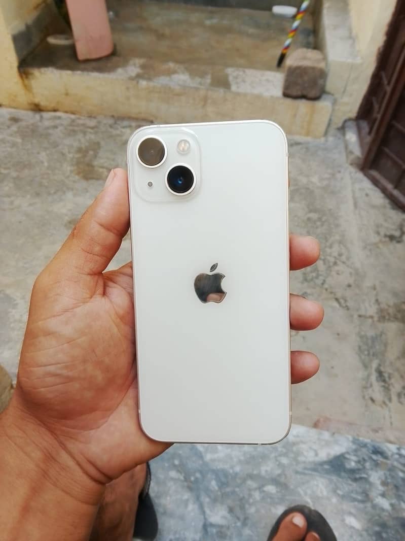 Apple iPhone 13 3