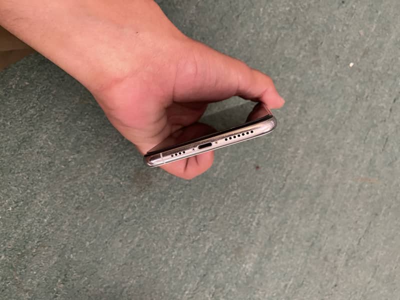 Apple iPhone 11 Pro Max 1
