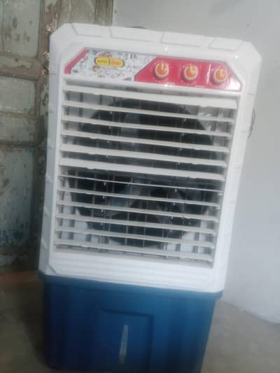 please emergency hay bhachna chahta hon