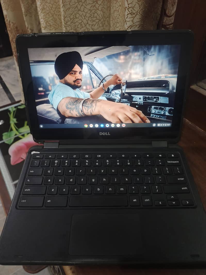 chrome Book 8999 4