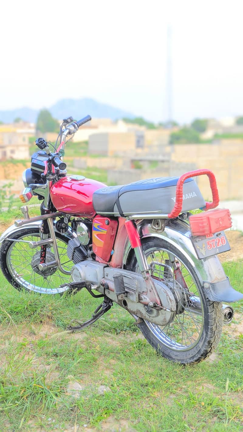 Yamaha 1