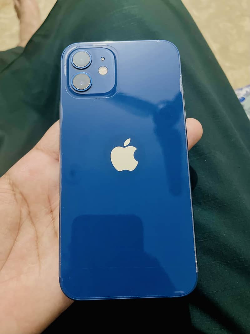 Apple iPhone 12 6