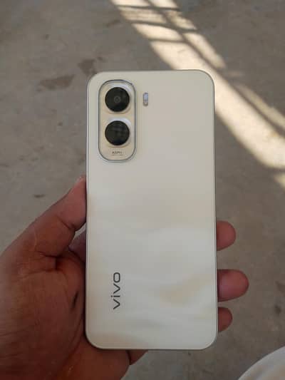 Vivo Y500