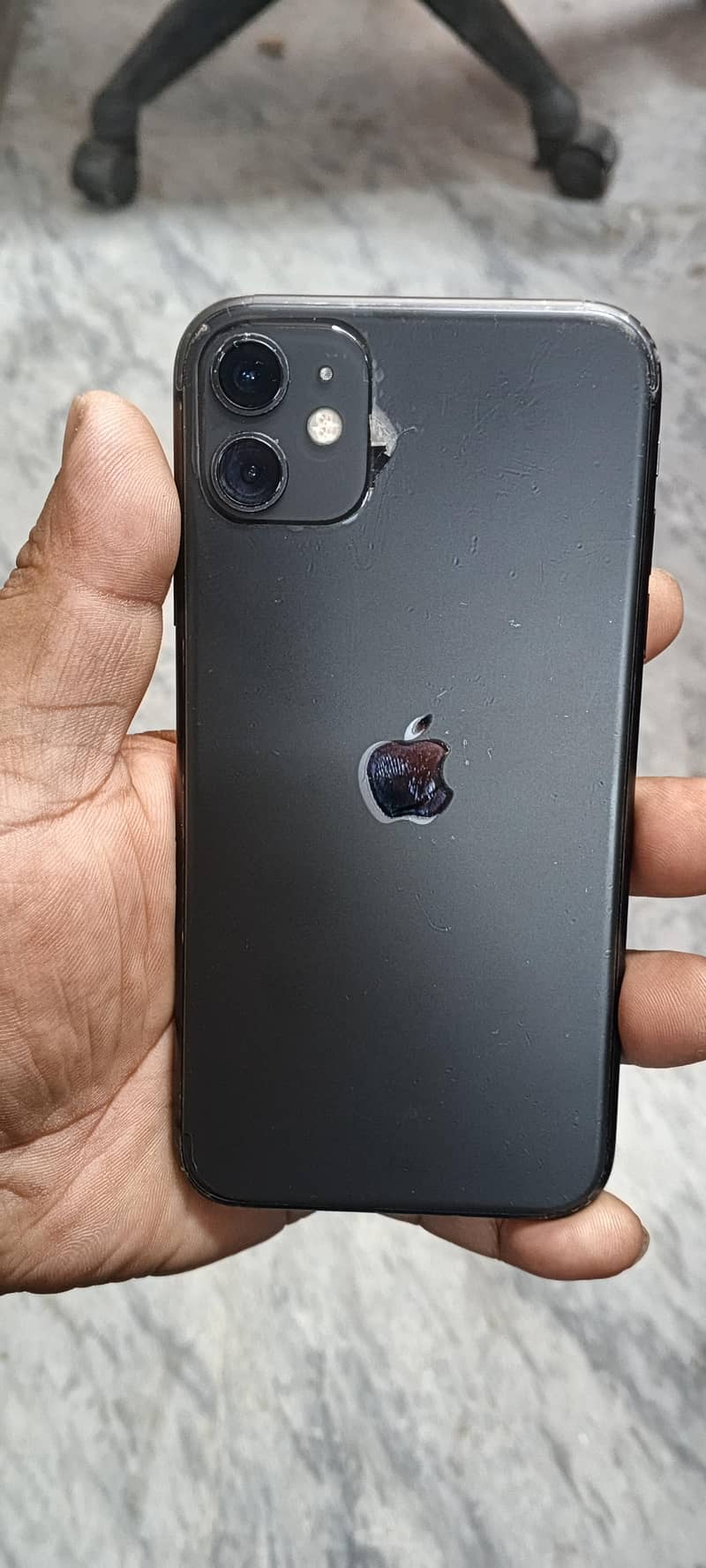 Apple iPhone 11 0